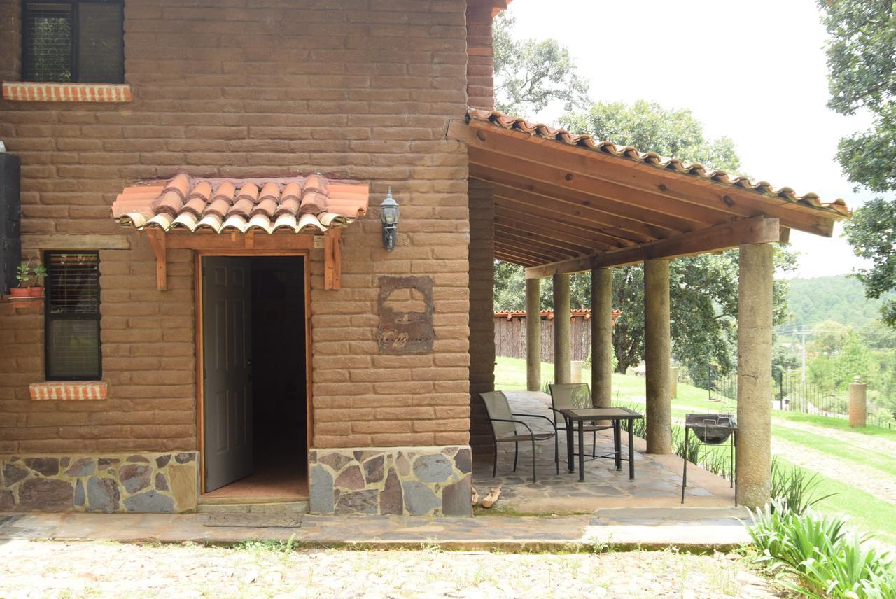 Cabanas El Roble Tapalpa Exterior photo